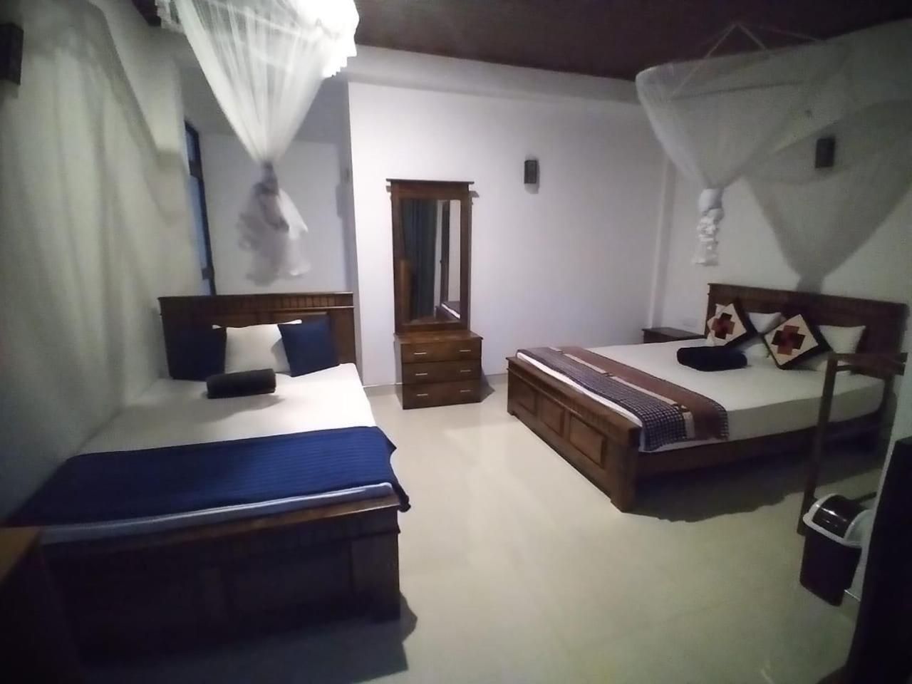 Misty Heaven Bed & Breakfast Ella Phòng bức ảnh