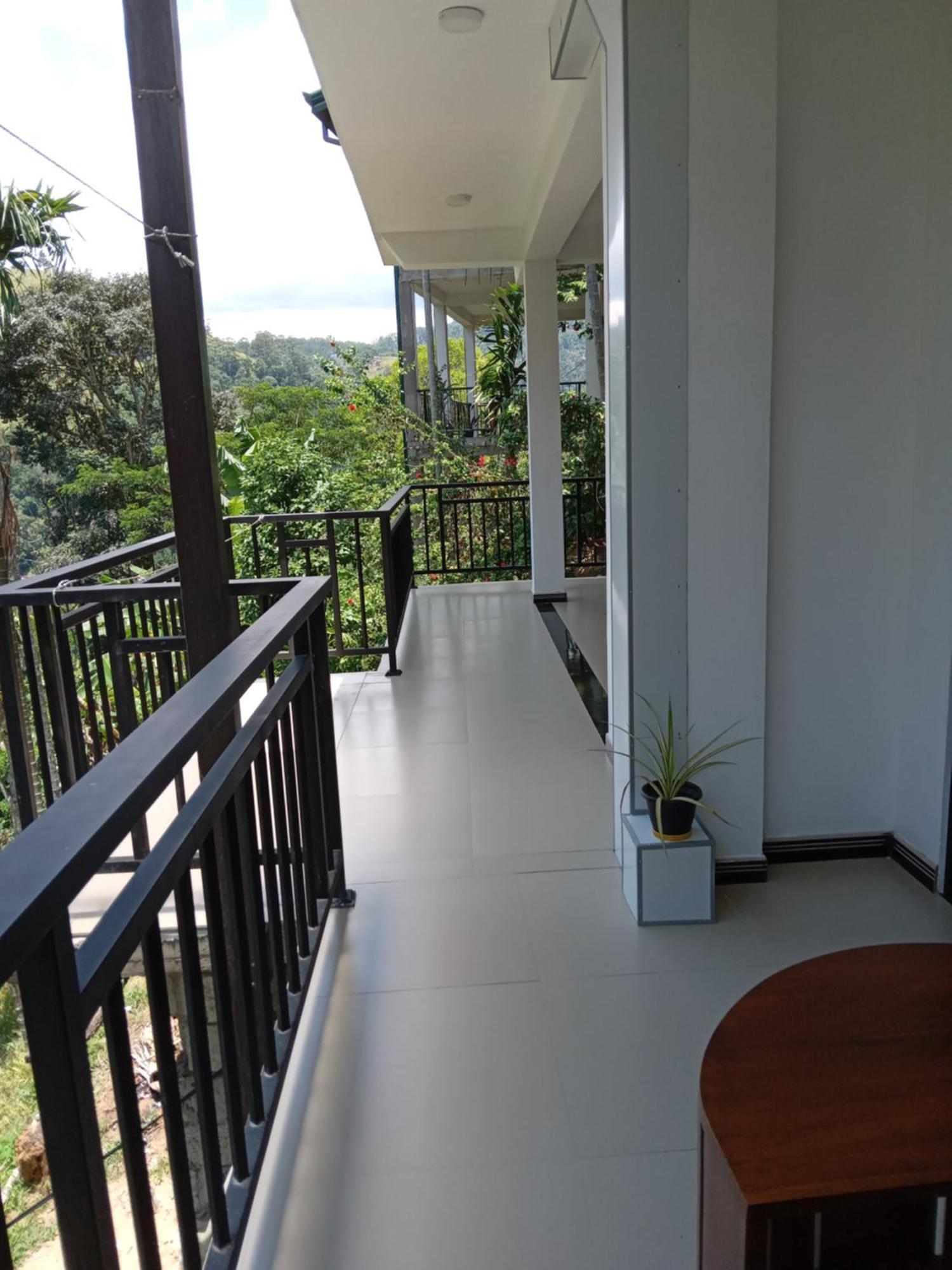Misty Heaven Bed & Breakfast Ella Phòng bức ảnh